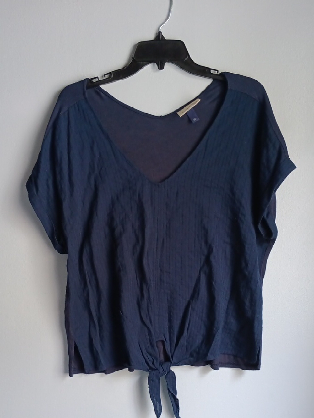 Universal Threads Tie Front Sleeveless Top Color Navy